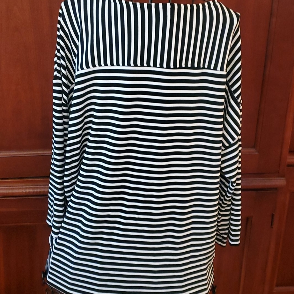 Chicos Travelers Front tie top size 3 or 16 - Picture 5 of 6